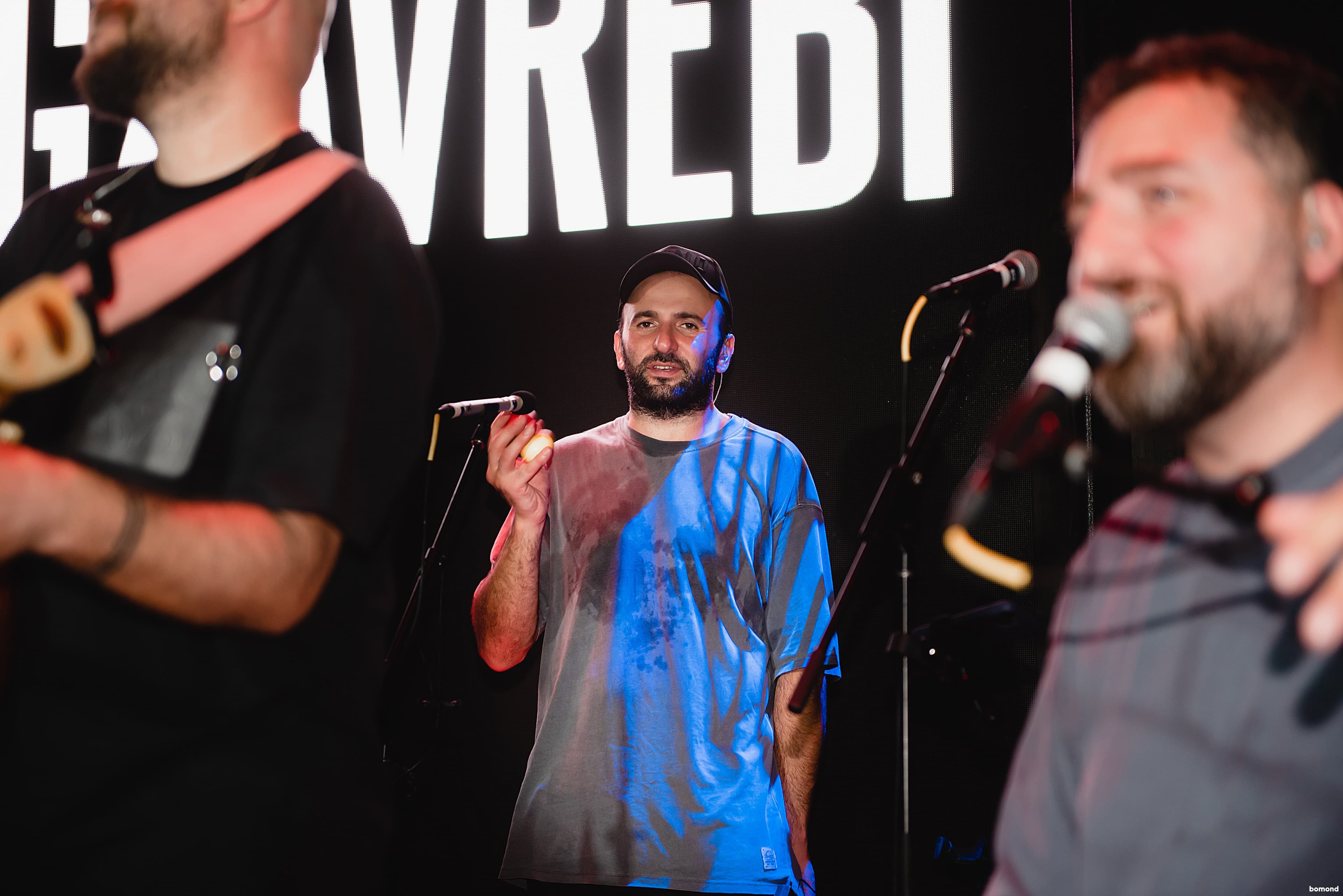 Mgzavrebi - Los Angeles (September 22)