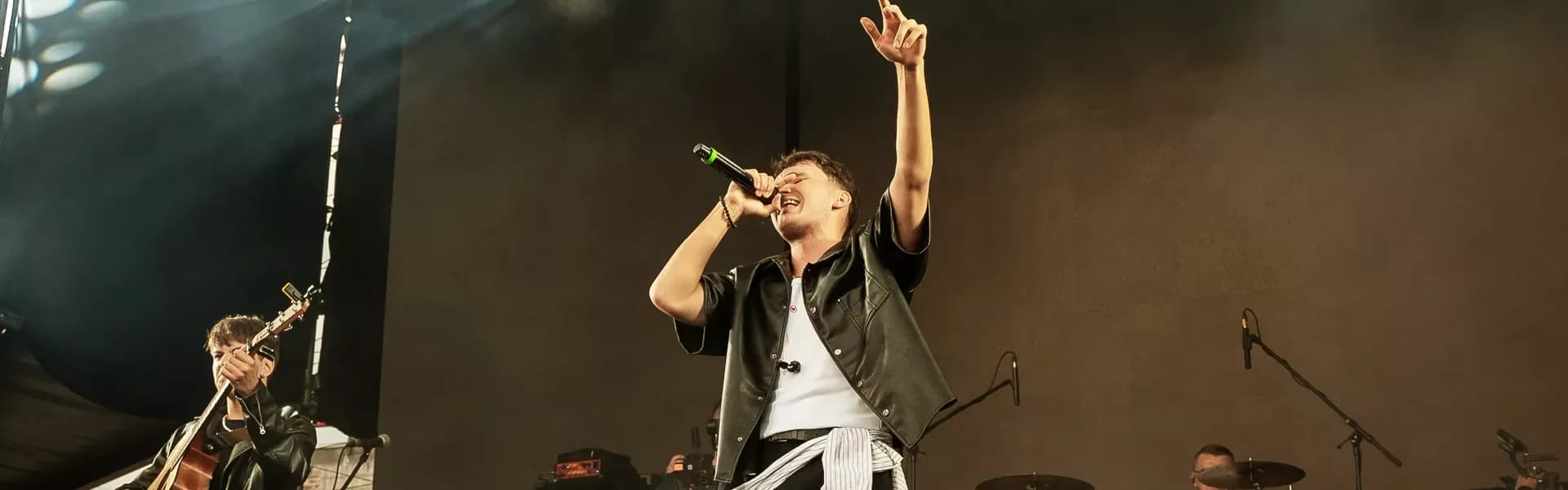 YAKTAK: The Band Inspiring Millions with Honest, Heartfelt Pop