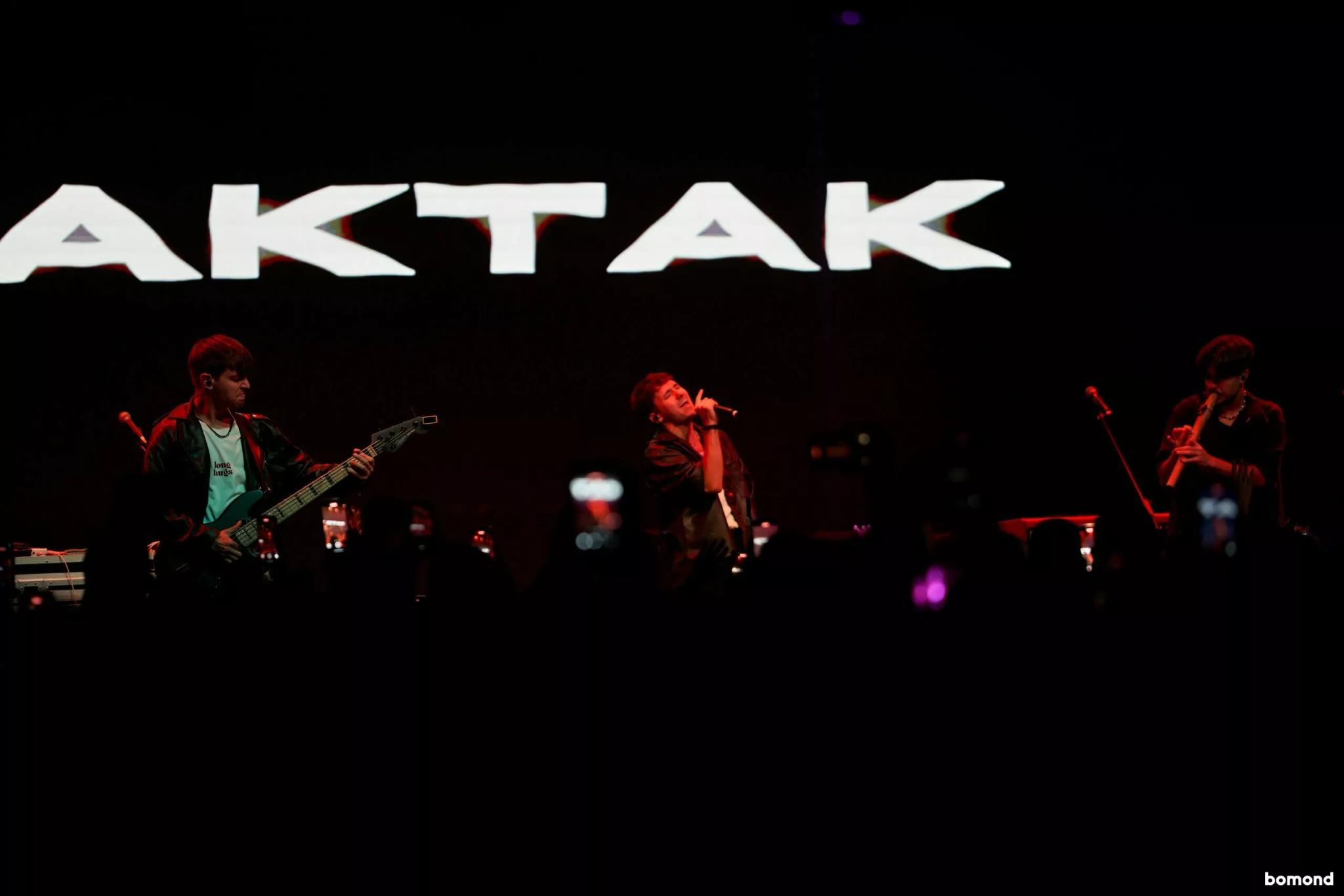 #21 – Yaktak 2025 New York